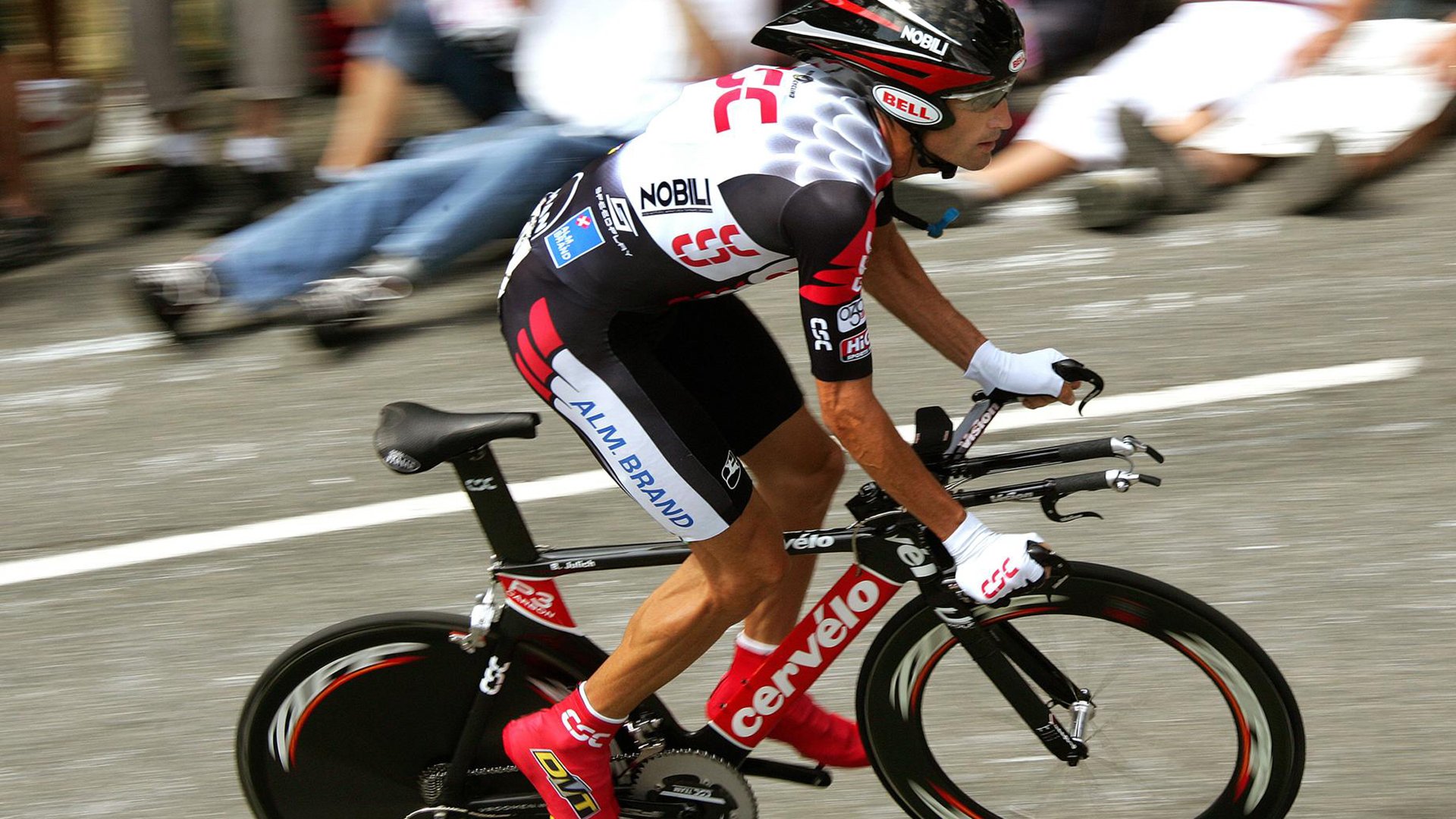 德甲新赛季商业赞助报告，德甲商业化