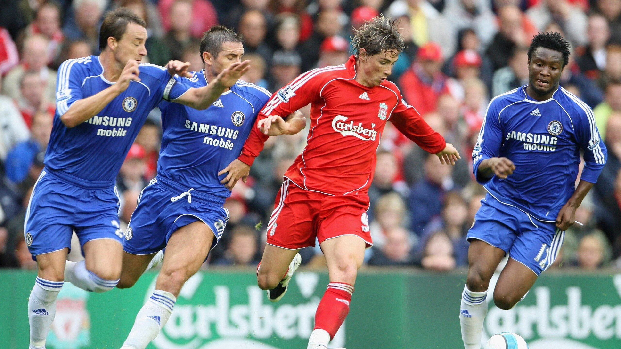 贝尔哈德·福特:稳固防线和突破进攻的全能球员,贝尔福特老婆